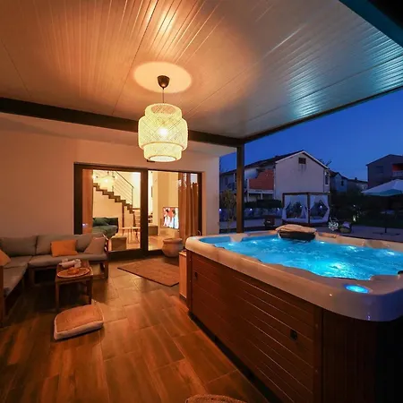 Holiday home Suncica